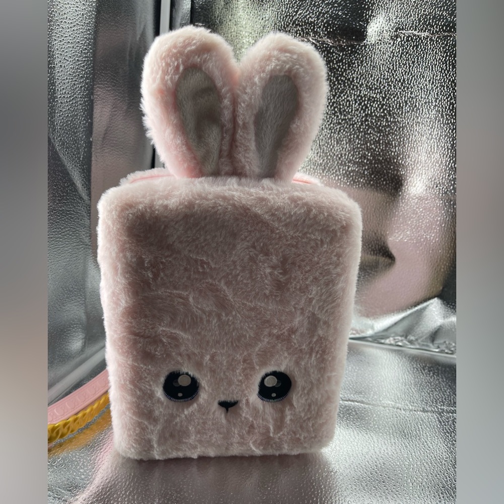 Na! Na! Na! Surprise! Bunny Case Backpack only!